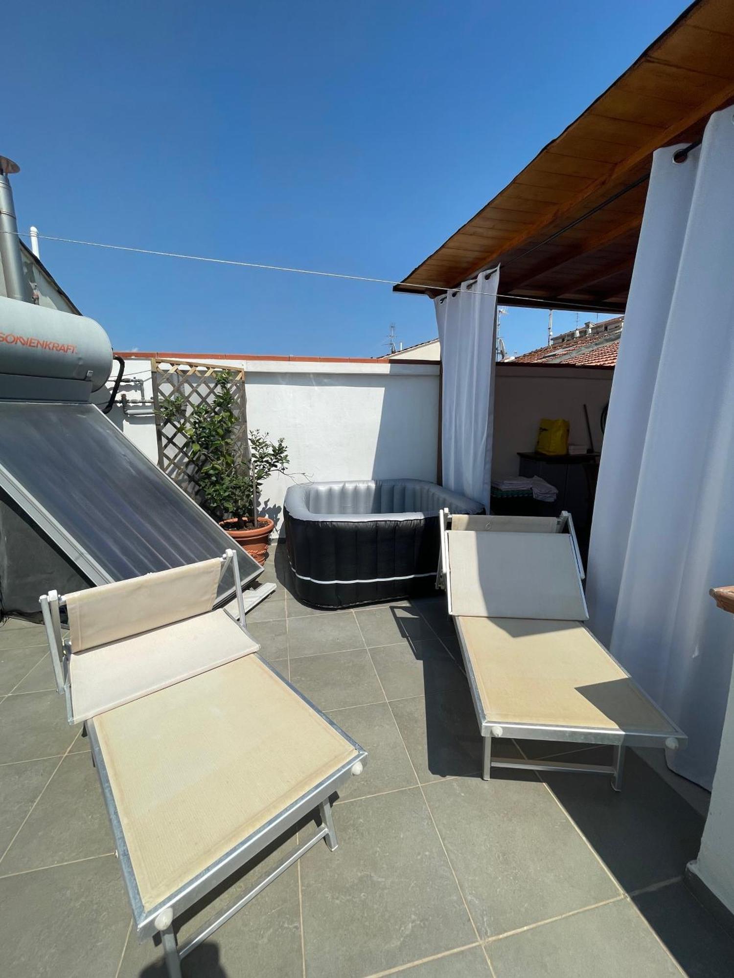 Apt Versilia * Viareggio